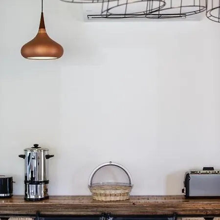 Bed and Breakfast Kyrn Flor - Domaine Sant Antone 4*