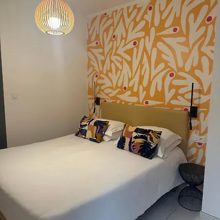 Bed & Breakfast Kyrn Flor - Domaine Sant Antone 4*