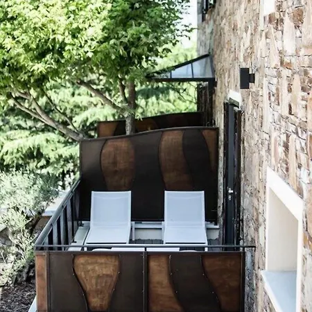 Bed & Breakfast Kyrn Flor - Domaine Sant Antone 4*