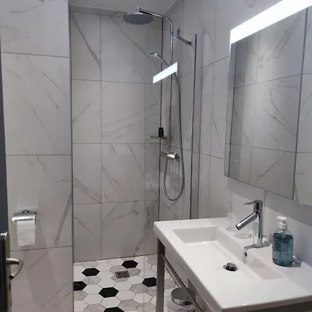 Bed & Breakfast Kyrn Flor - Domaine Sant Antone Corte (Corsica)