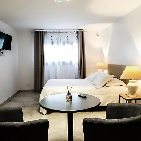 Bed & Breakfast Kyrn Flor - Domaine Sant Antone