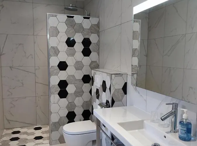 Bed & Breakfast Kyrn Flor - Domaine Sant Antone 4*