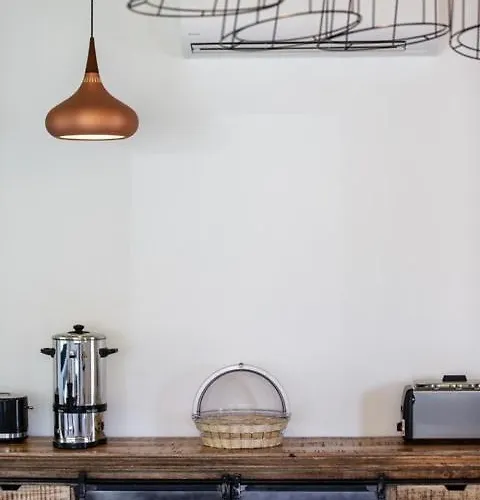 Bed & Breakfast Kyrn Flor - Domaine Sant Antone 4*