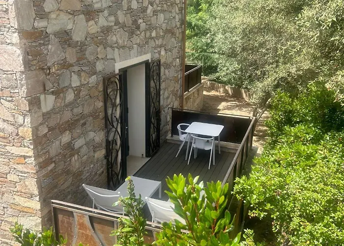 Bed & Breakfast Kyrn Flor - Domaine Sant Antone Corte (Corsica)