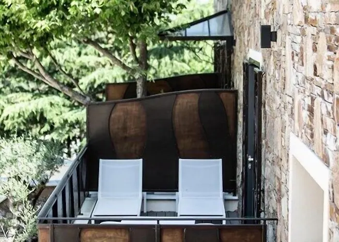 Bed & Breakfast Kyrn Flor - Domaine Sant Antone 4*