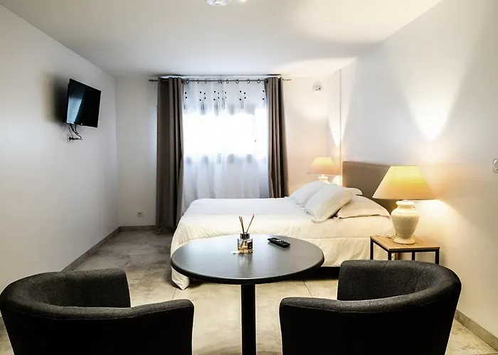 Bed & Breakfast Kyrn Flor - Domaine Sant Antone