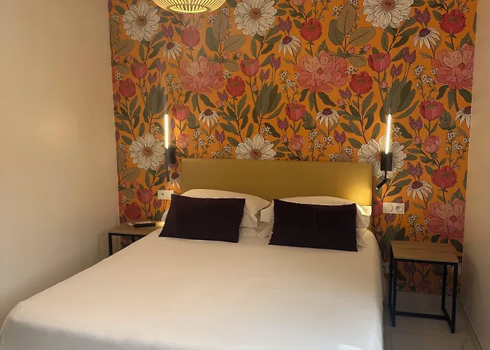 Kyrn Flor - Domaine Sant Antone Bed & Breakfast