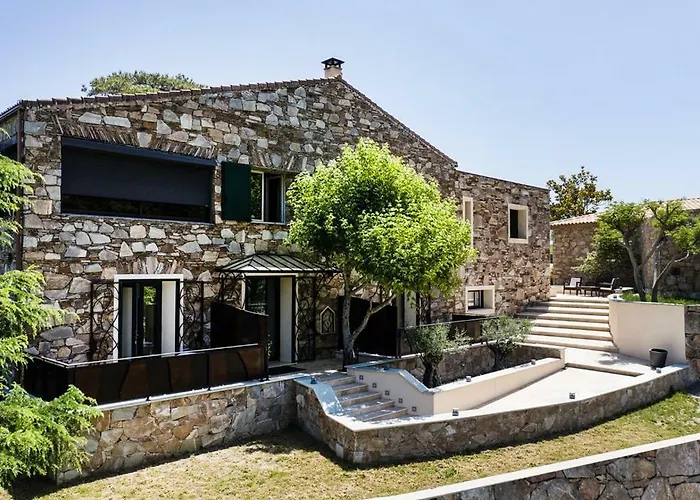 Kyrn Flor - Domaine Sant Antone 4*